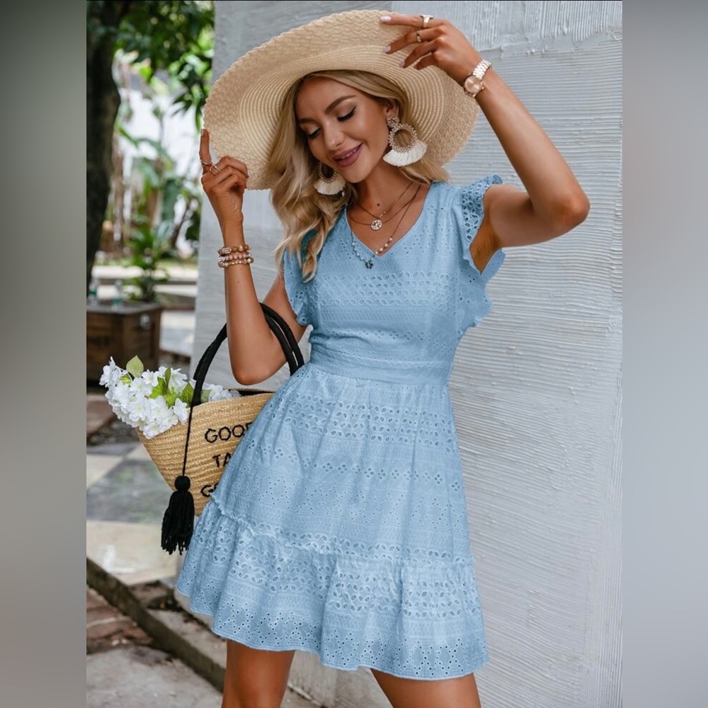 Simplee V-Neck Butterfly Sleeve Schiffy Dress